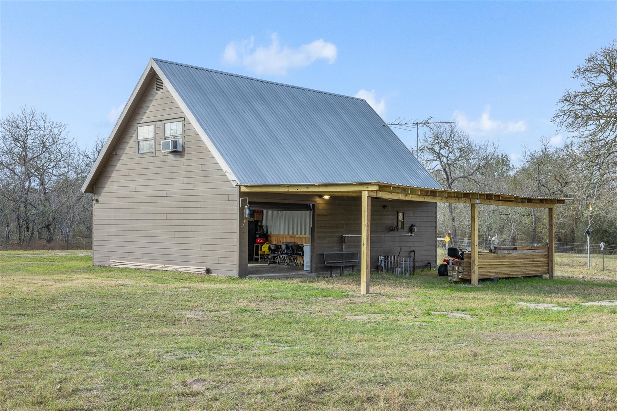 1820 South Old Smithville Road Flatonia TX 78941