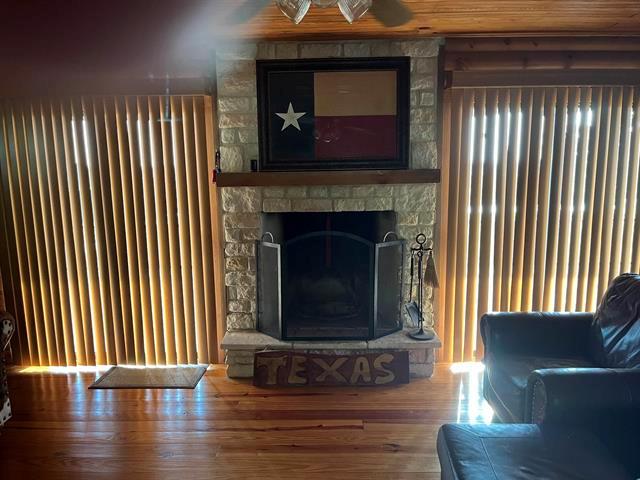 534 Scotts School Road Flatonia TX 78941