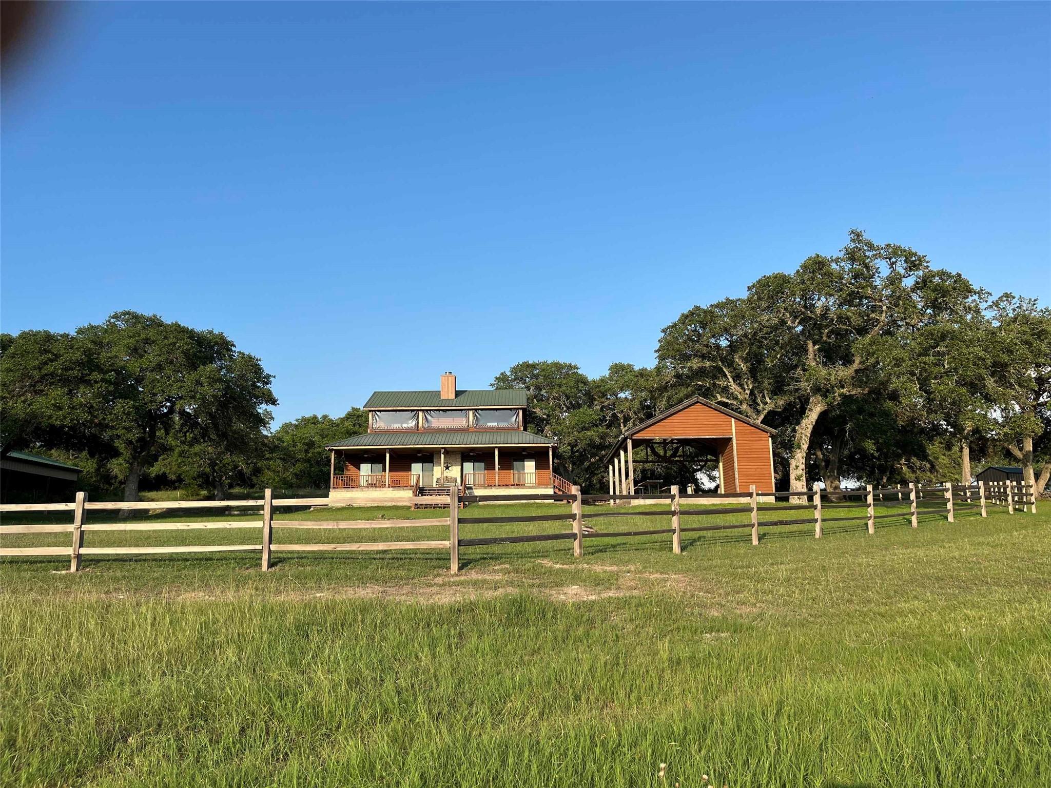 534 Scotts School Road Flatonia TX 78941