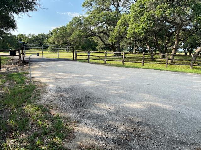534 Scotts School Road Flatonia TX 78941