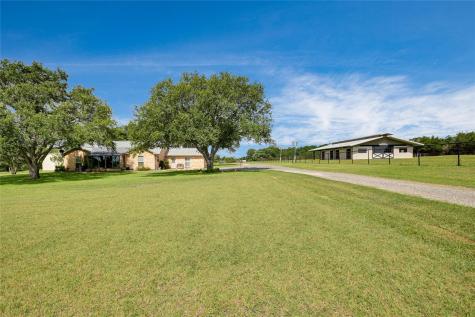 1700 Plum Lane Brenham TX 77833