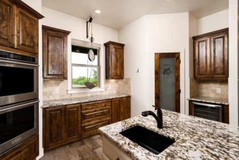 1260 County Road 361 La Vernia TX 78121