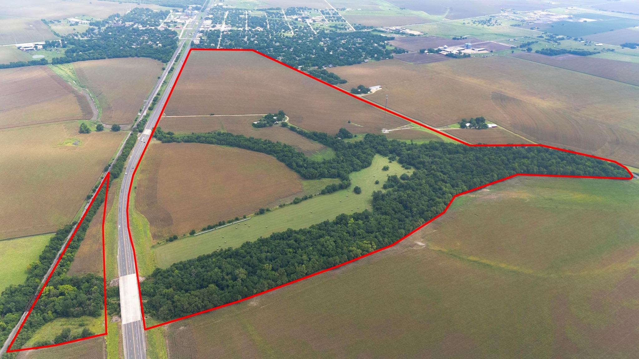 4400-4402 N Highway 95 Granger TX 76530