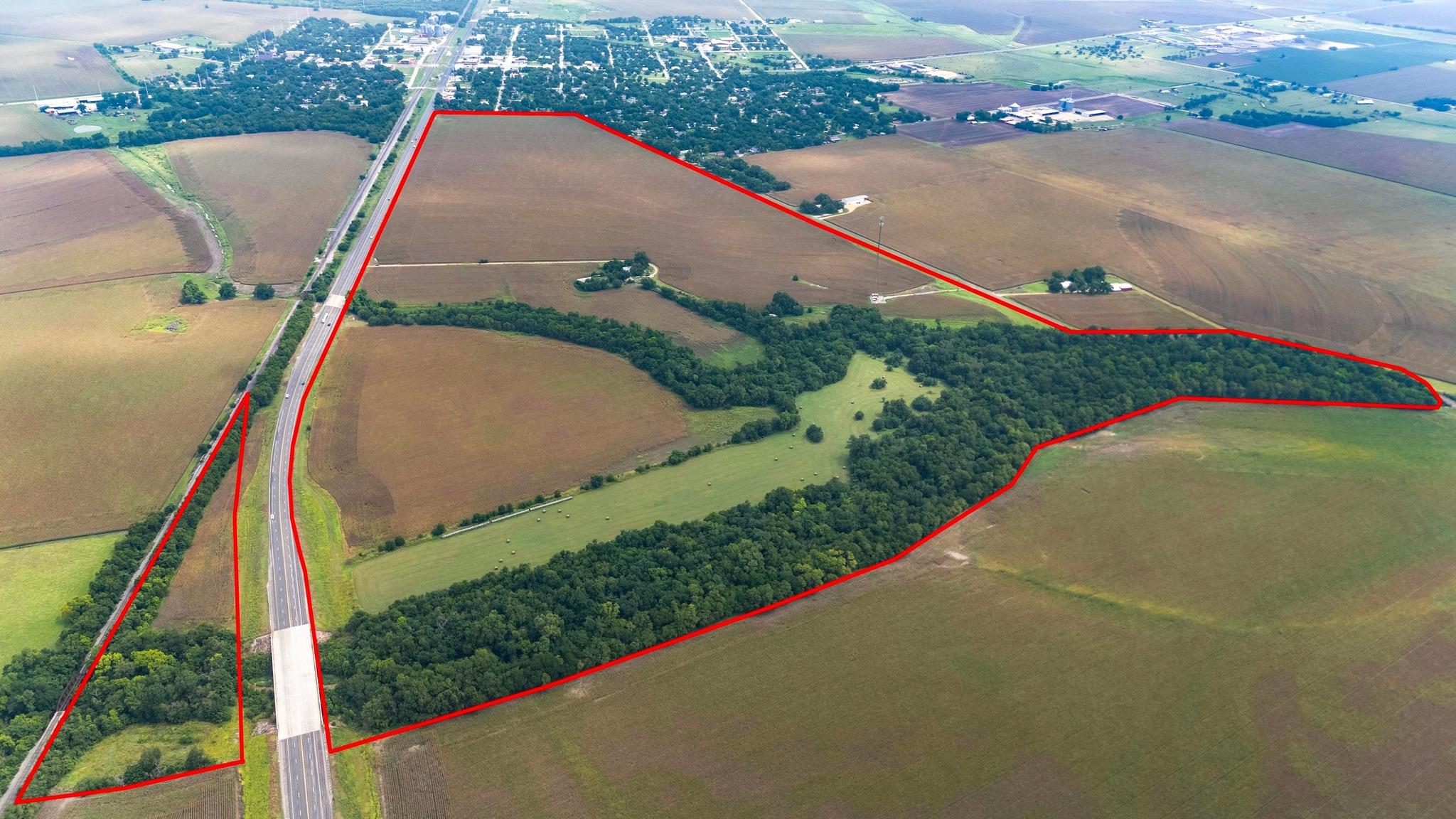4400-4402 N Highway 95 Granger TX 76530
