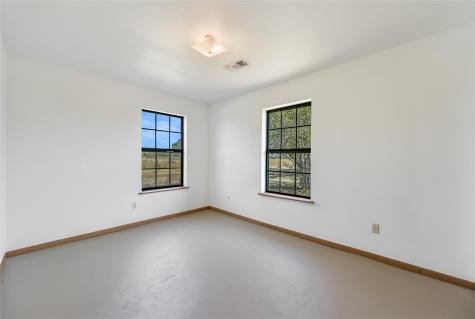 5637 Jeddo Road Waelder TX 78959