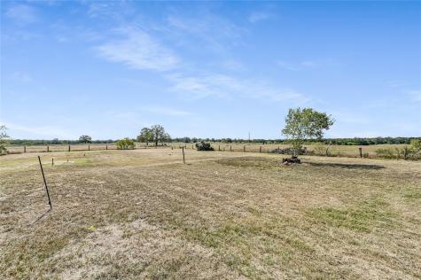5637 Jeddo Road Waelder TX 78959