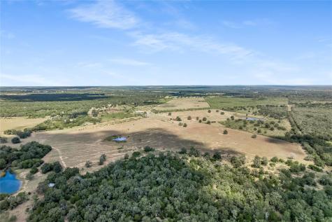 5637 Jeddo Road Waelder TX 78959