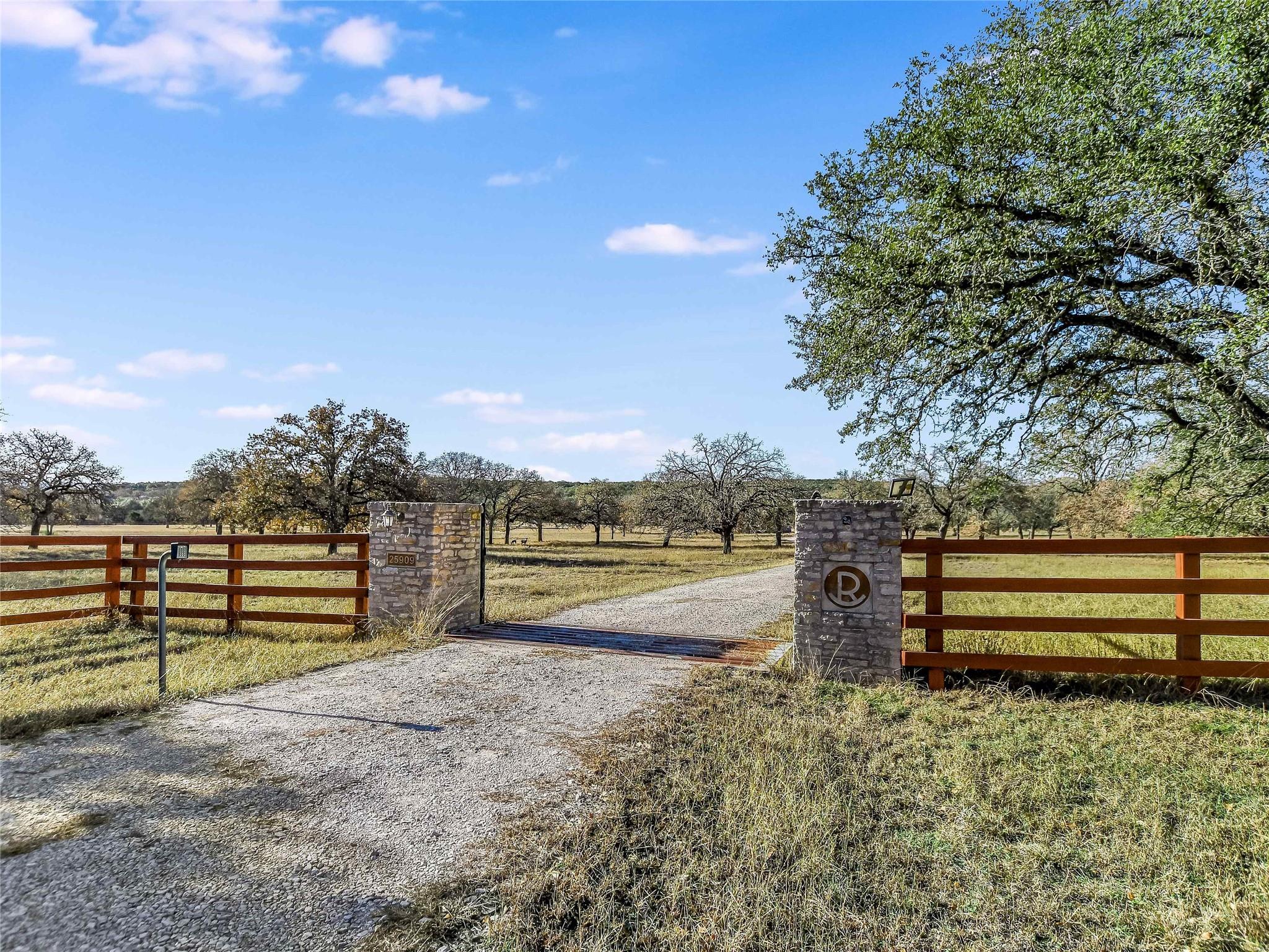 25909 Hamilton Pool Road Round Mountain TX 78663