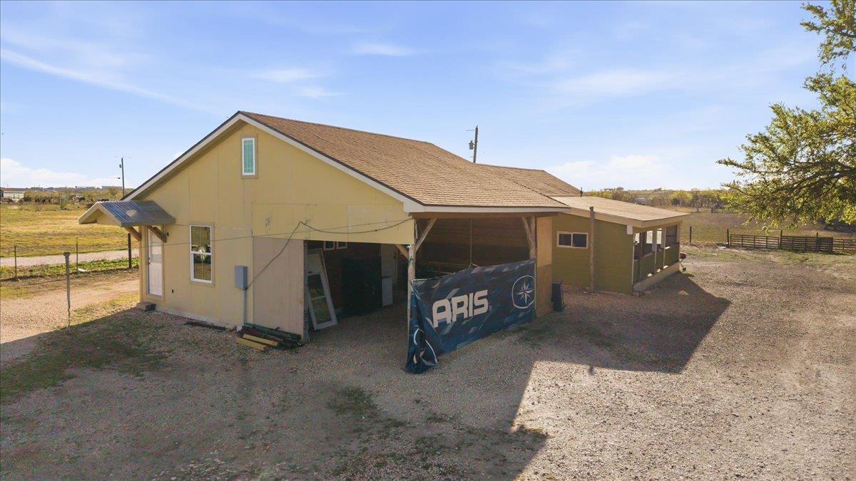 17309 Skog Road Elgin TX 78660