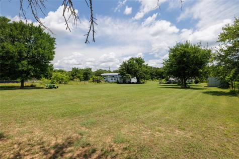 6507 N Us Highway 77 Road Rockdale TX 76567