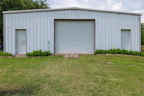 6507 N Us Highway 77 Road Rockdale TX 76567