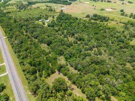 6507 N Us Highway 77 Road Rockdale TX 76567