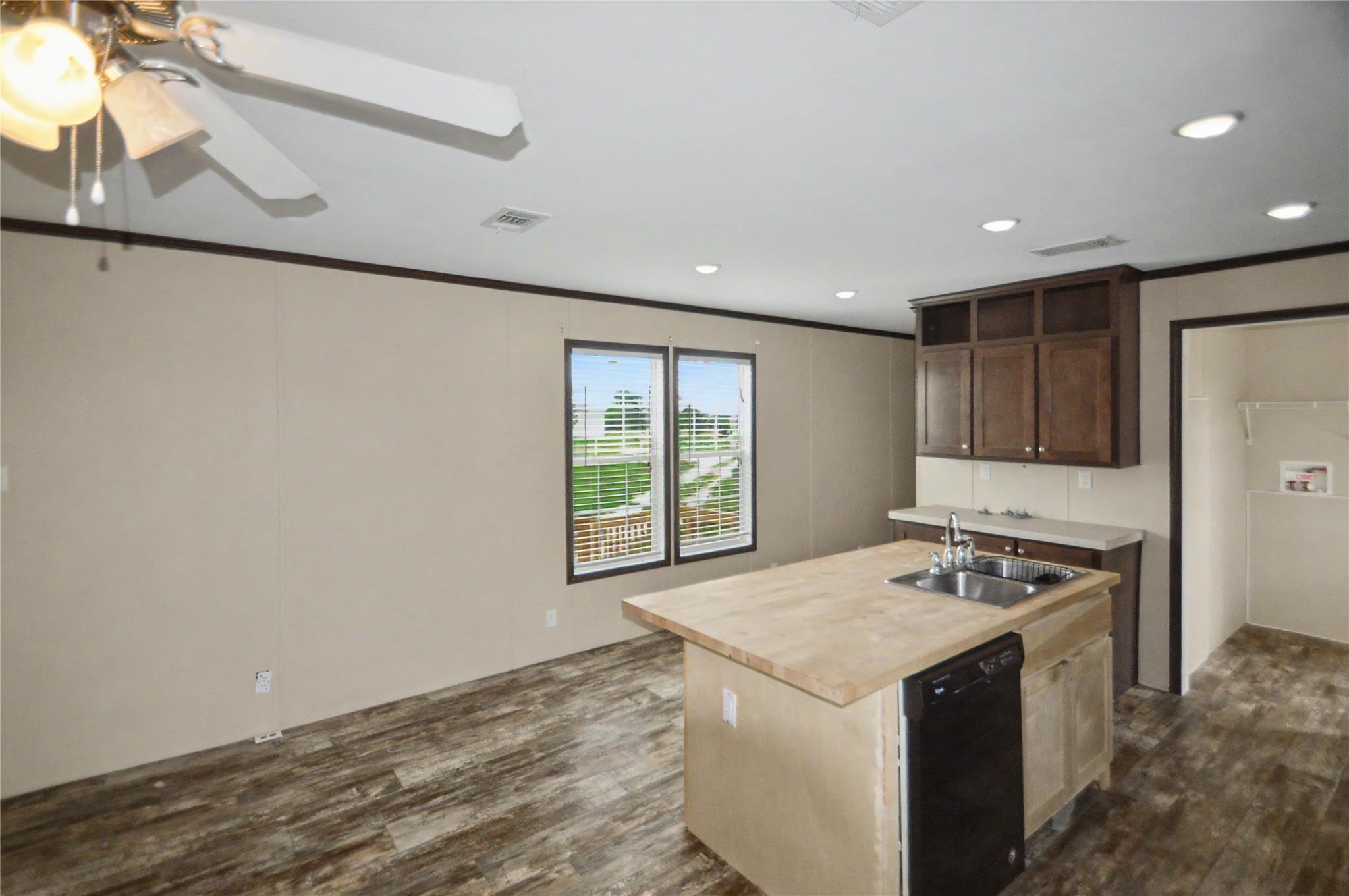 1312 Fm 581 Highway E Lometa TX 76853
