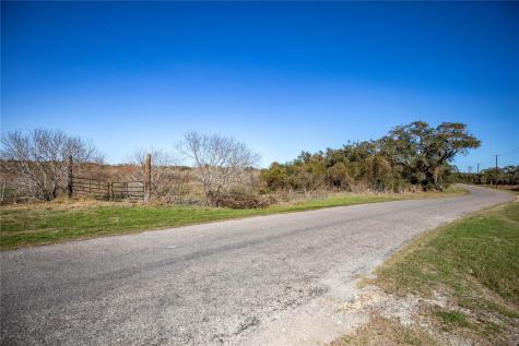 6498 N Highway 35 Rockport TX 78382