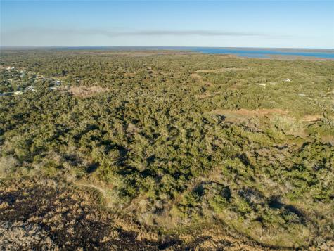 6498 N Highway 35 Rockport TX 78382