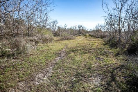 6498 N Highway 35 Rockport TX 78382