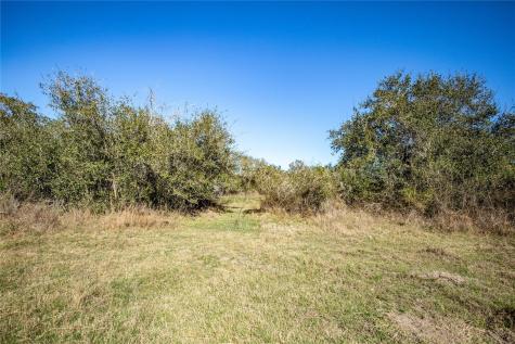 6498 N Highway 35 Rockport TX 78382