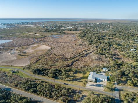 6498 N Highway 35 Rockport TX 78382