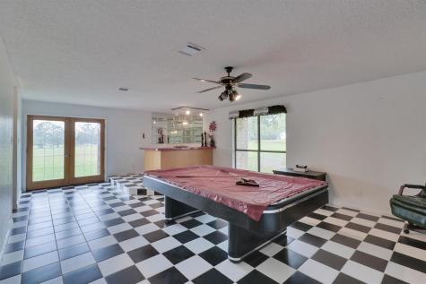 847 Highway 95 S Smithville TX 78957