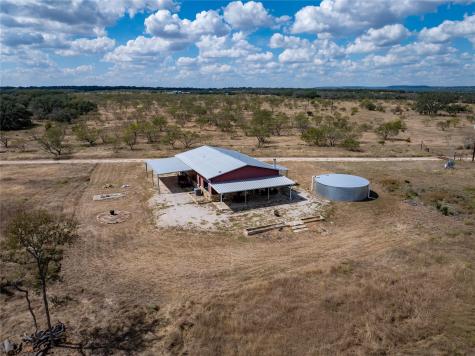 928 Bendele Road Johnson City TX 78636