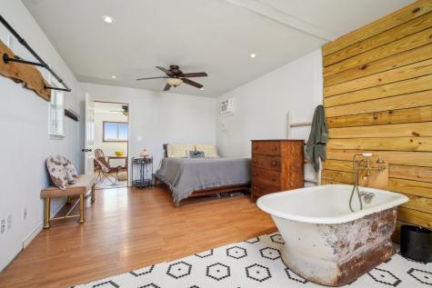 2200 Highway 21 E Paige TX 78659
