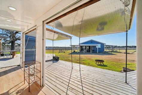 2200 Highway 21 E Paige TX 78659