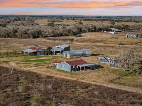 2200 Highway 21 E Paige TX 78659