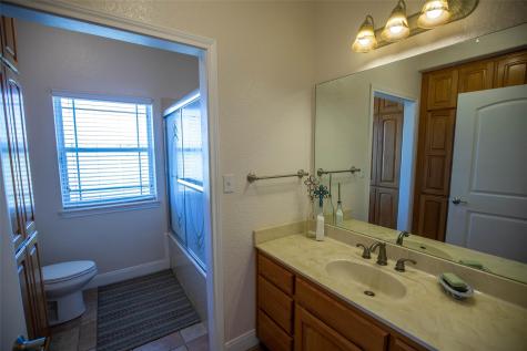 734 E Fm 485 Cameron TX 76520