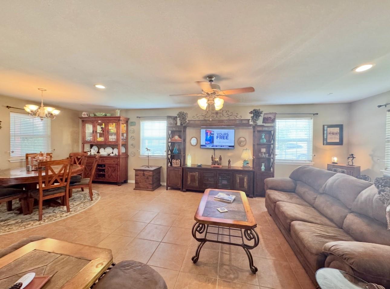 2334 Cr 464 Elgin TX 78621