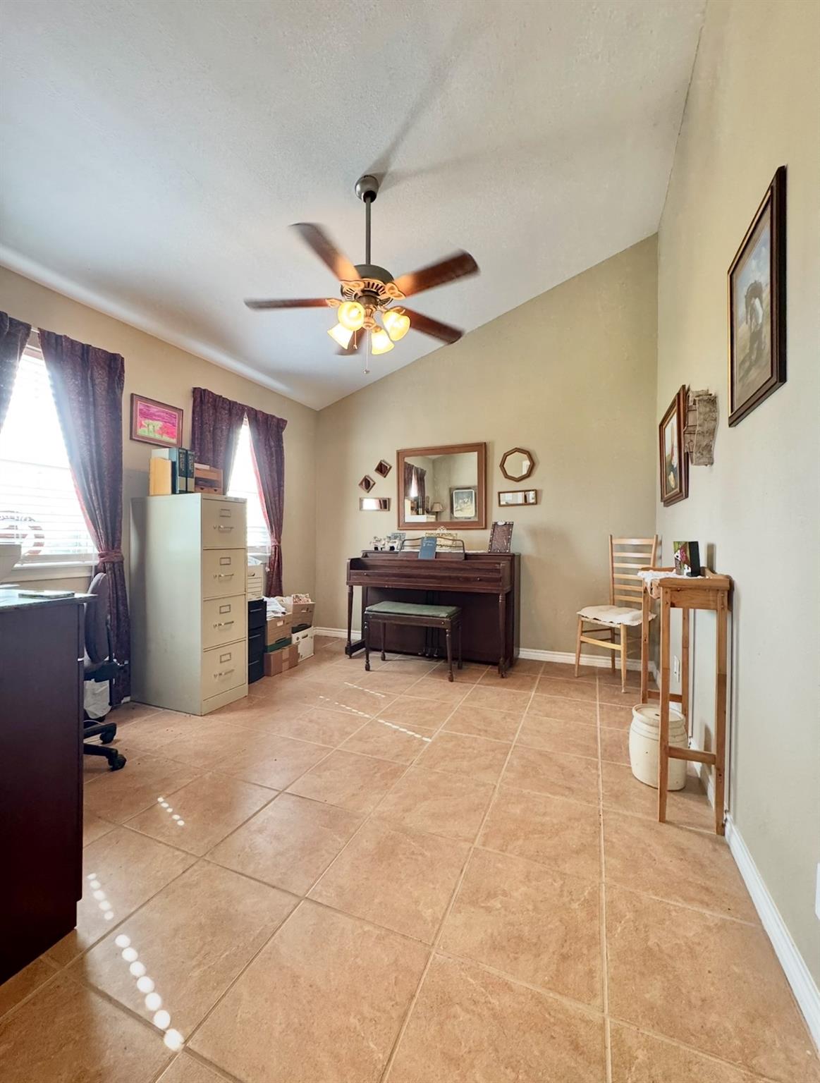 2334 Cr 464 Elgin TX 78621