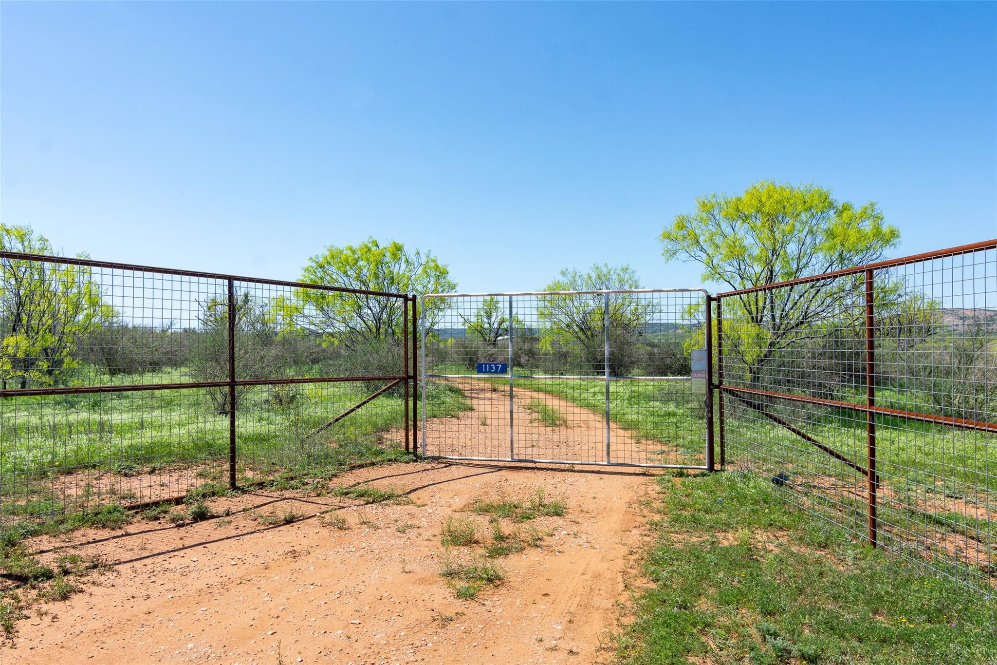 1137 County Road 314 Llano TX 78643
