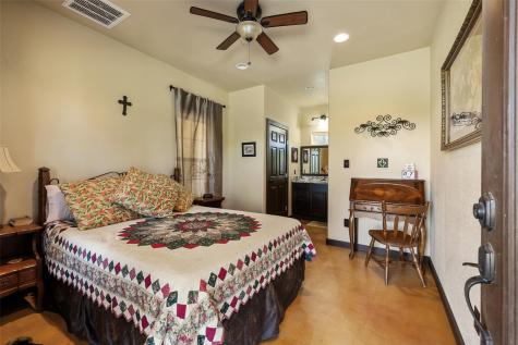 11755 Rm 1323 Johnson City TX 78636
