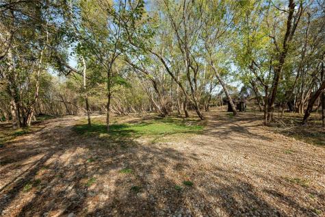 2004 Caldwell Lane Del Valle TX 78617