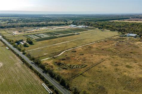 2004 Caldwell Lane Del Valle TX 78617