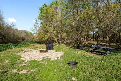 2004 Caldwell Lane Del Valle TX 78617