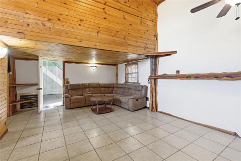 196 Southern Drive Johnson City TX 78636