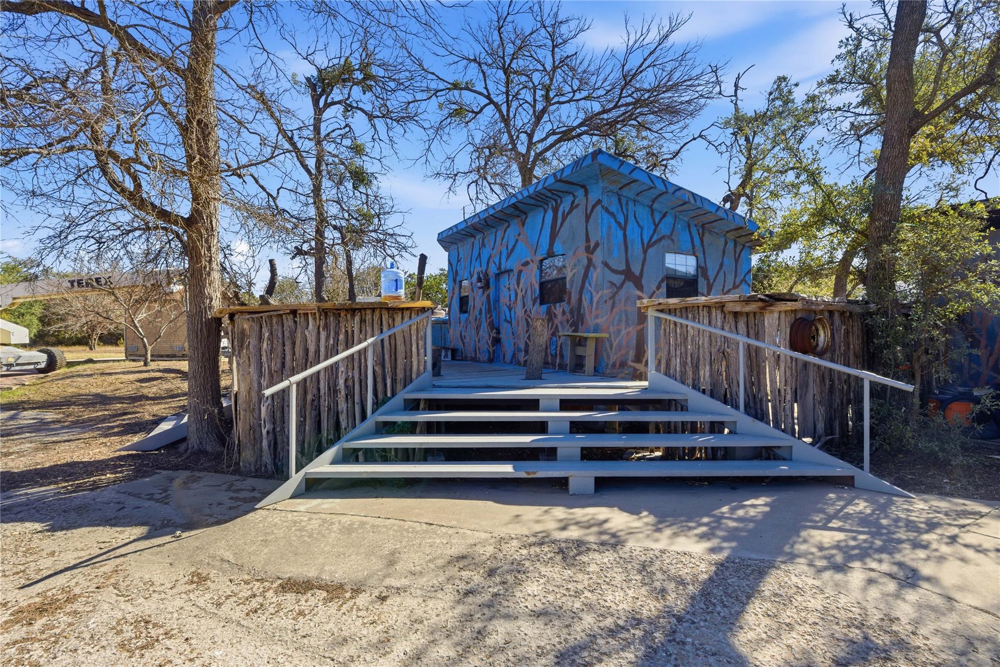 196 Southern Drive Johnson City TX 78636