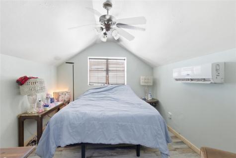 196 Southern Drive Johnson City TX 78636