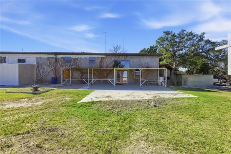 196 Southern Drive Johnson City TX 78636