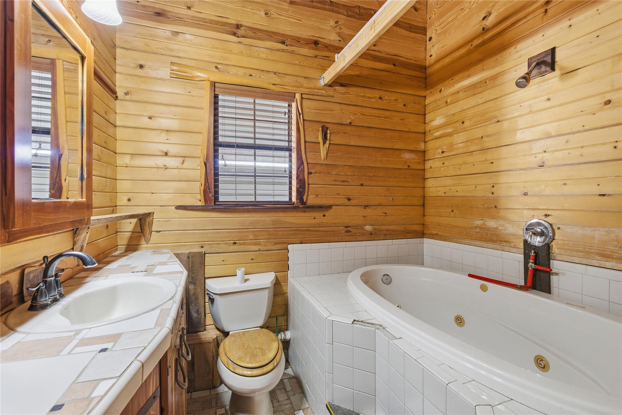 196 Southern Drive Johnson City TX 78636