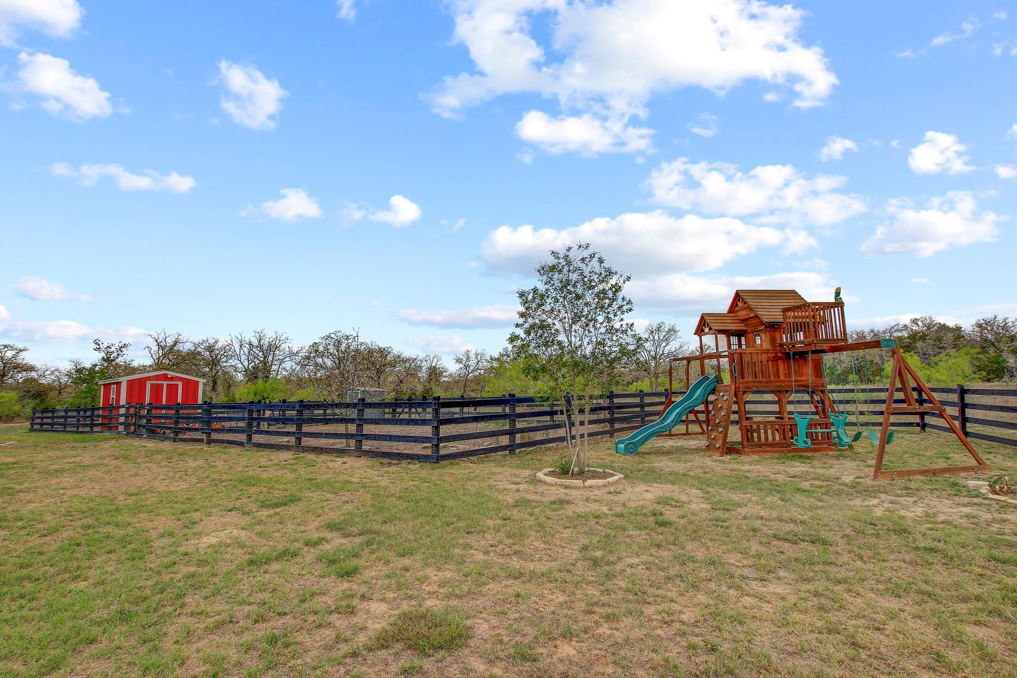 196 Milam Lane Bastrop TX 78602