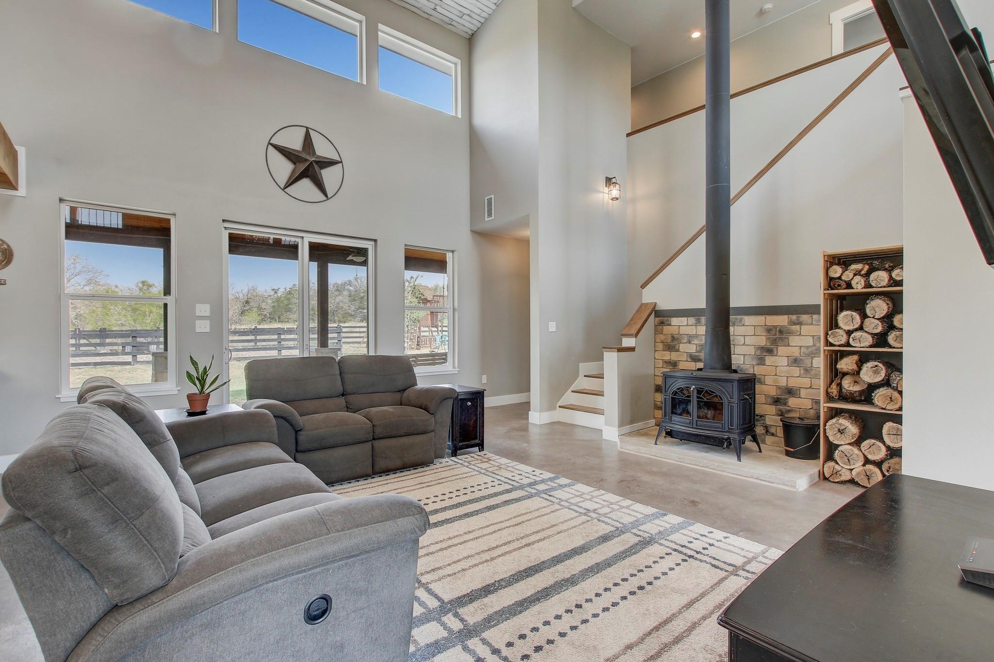 196 Milam Lane Bastrop TX 78602