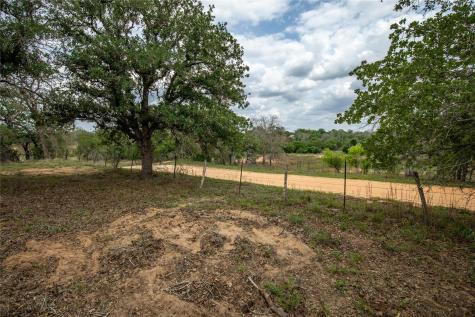 132 Roemer Lane W Floresville TX 78114