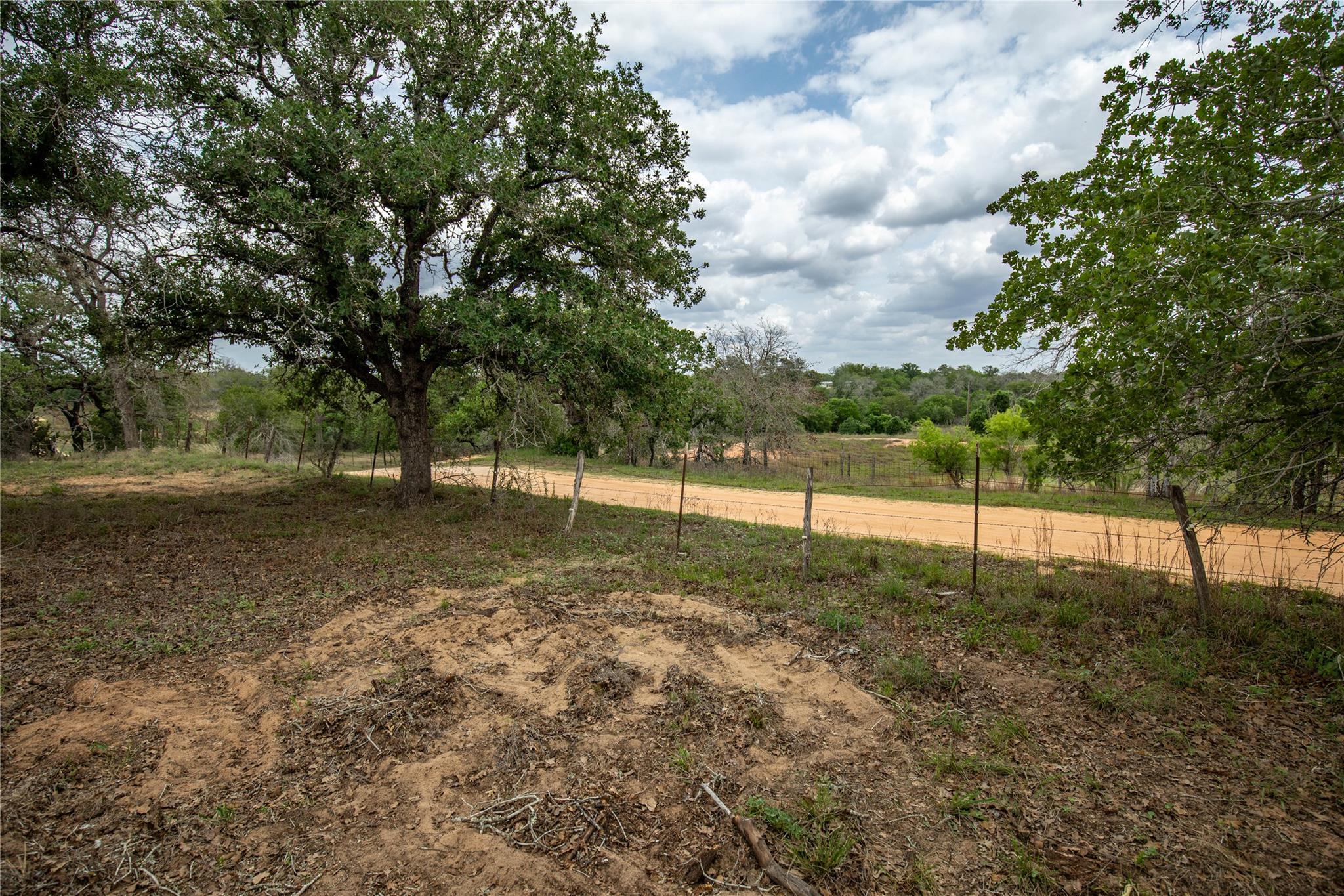 132 Roemer Lane W Floresville TX 78114
