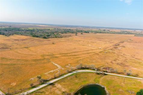 319 R C Lane Lockhart TX 78644
