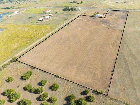 225 Knape Road La Grange TX 78945