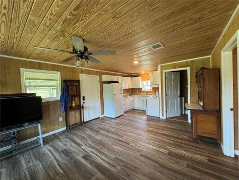 8060 County Road 210 Road Bertram TX 78605