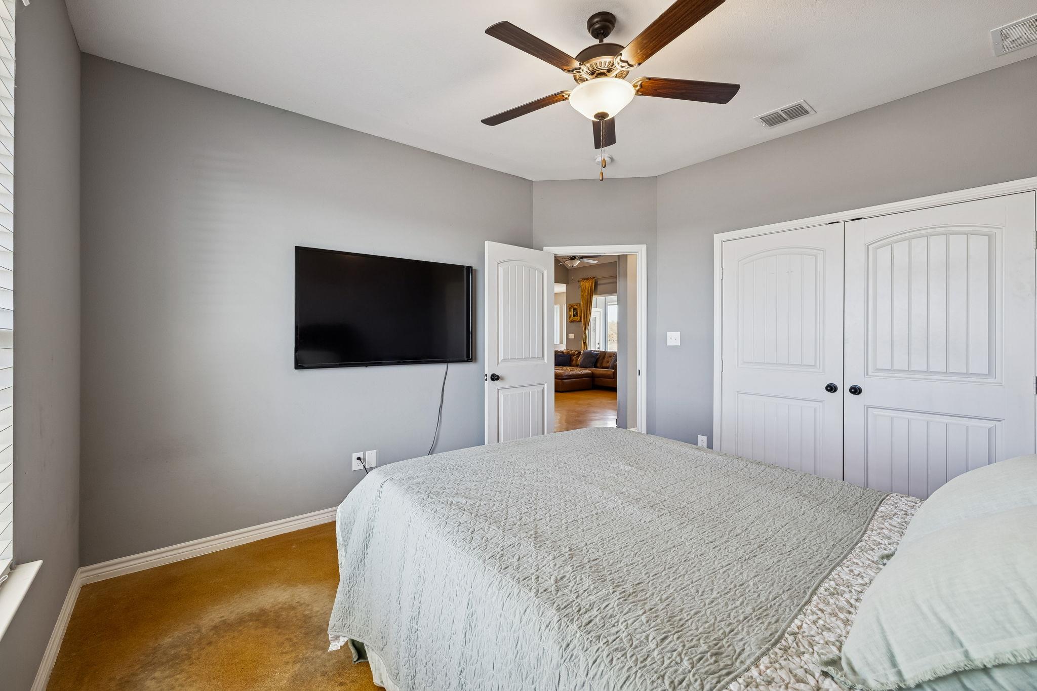 5476 County Road 427 Stockdale TX 78160