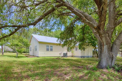 3814 Maeker Road Flatonia TX 78941