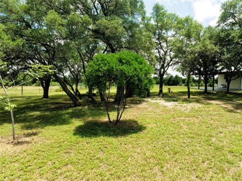 3814 Maeker Road Flatonia TX 78941